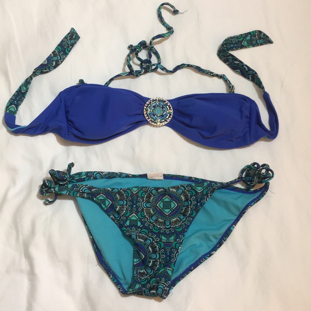 Bathing suit